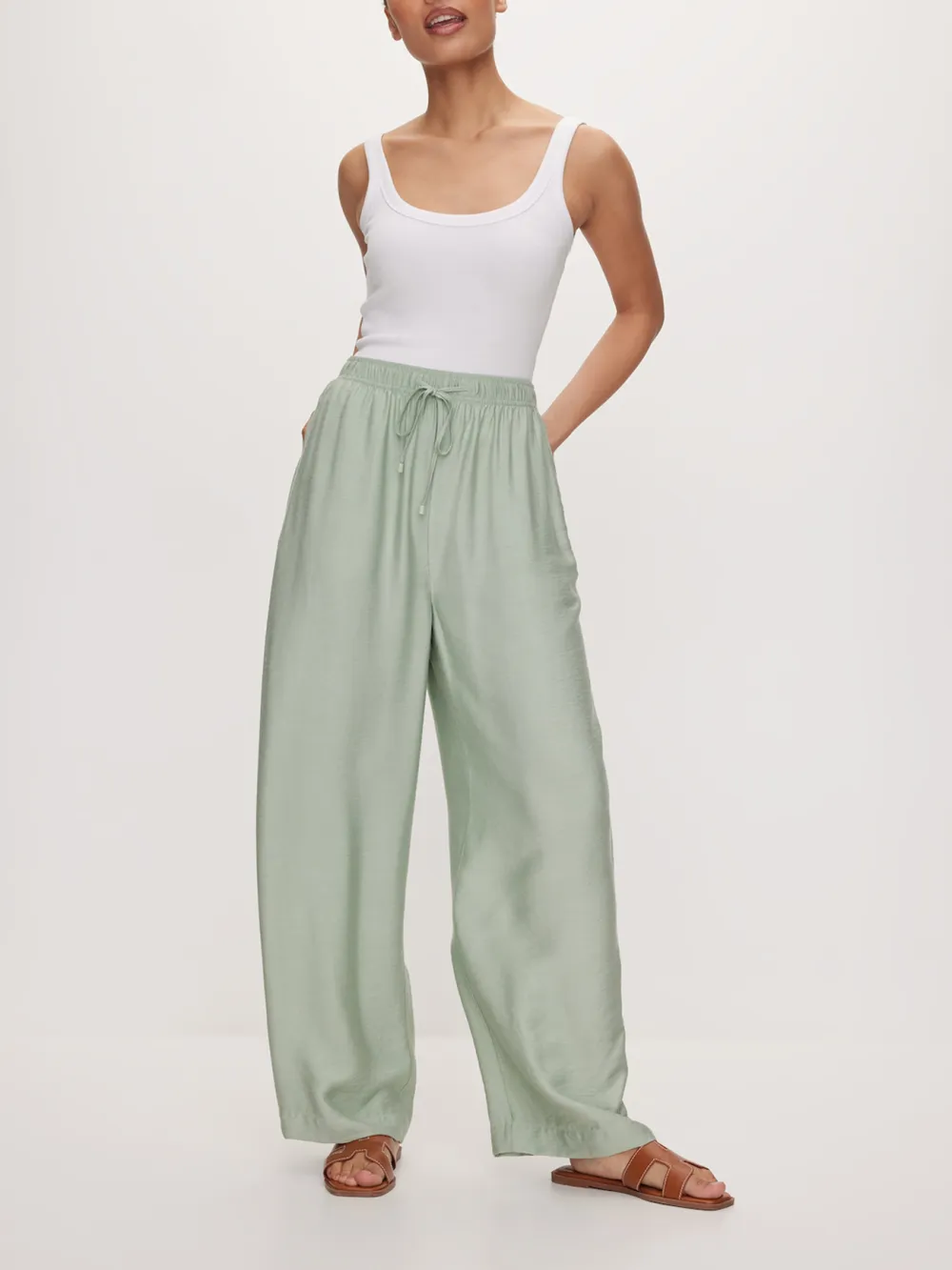 Relaxed Black Pant