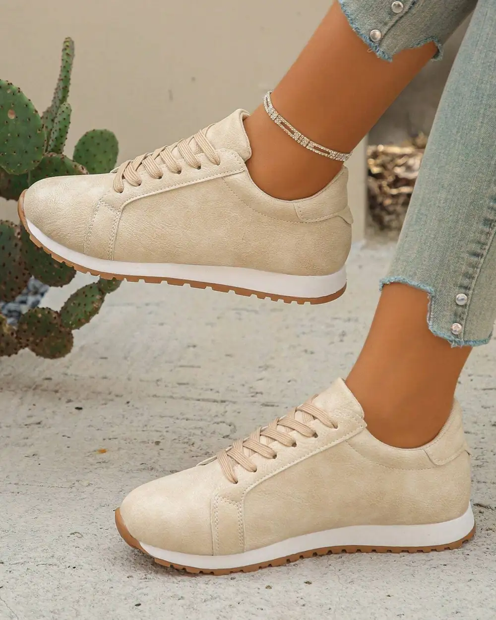 Lace Up Suede Casual Sneakers