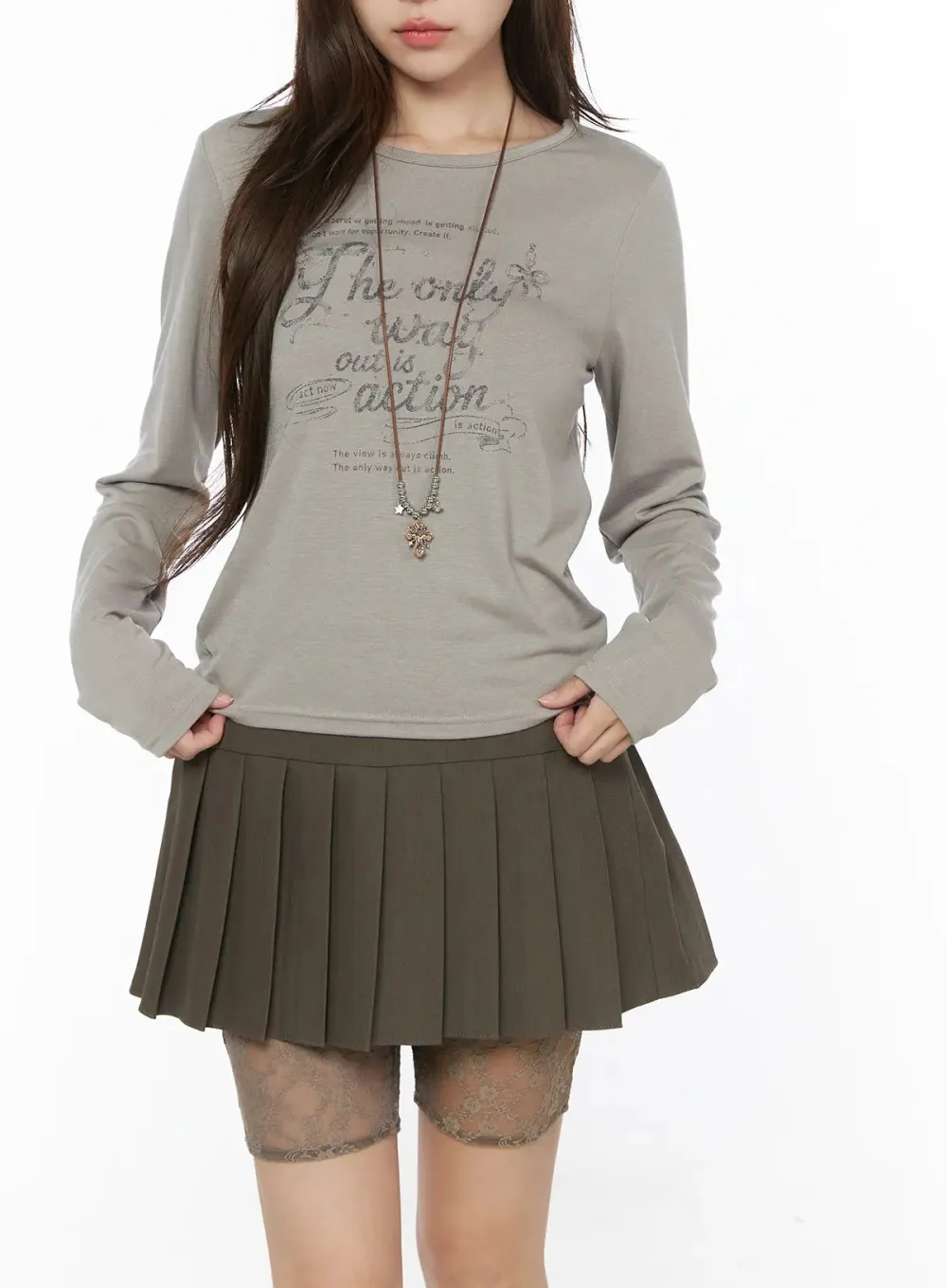 Vintage Graphic Round-Neck Long Sleeve Top
