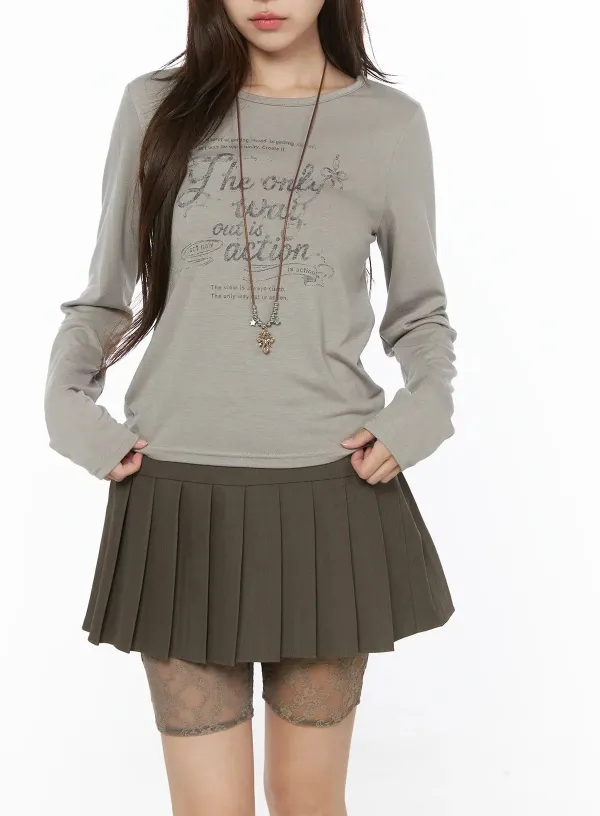 Vintage Graphic Round-Neck Long Sleeve Top