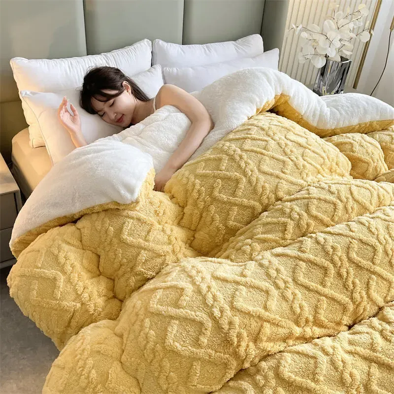 Soft Warm Thicken Insulation Hibiscus Winter Quilt