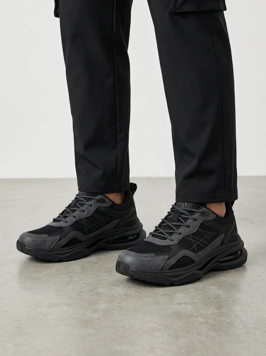 Men's Black Minimalist Black Mesh Athletic Sneakers