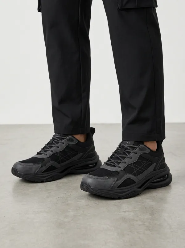 Men's Black Minimalist Black Mesh Athletic Sneakers