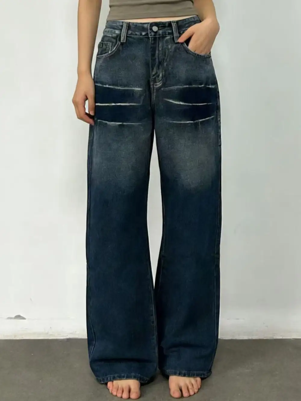Classic Washed Wide Leg Jeans