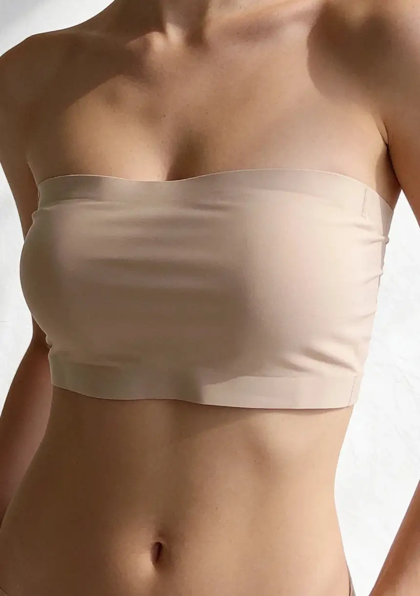 Seamless Strapless Bra with Back Closure