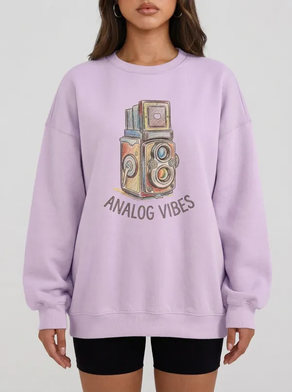Women's Photographer Analog Vibes Vintage Camera Graphic Sweatshirt