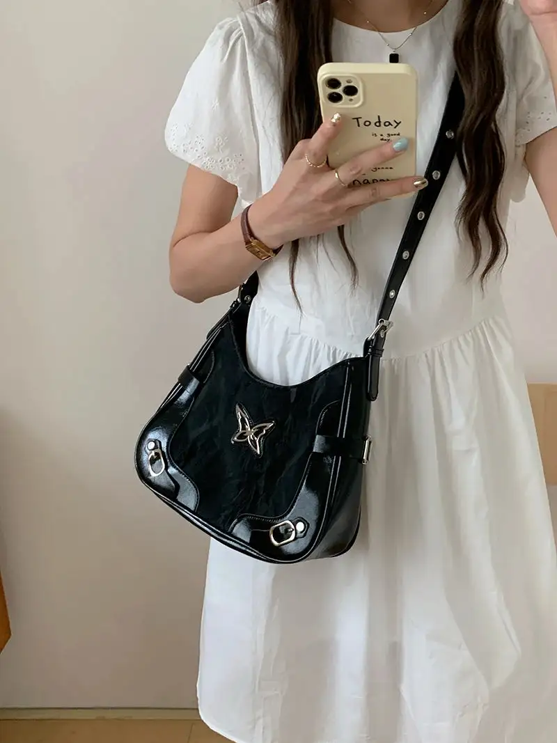 PU Leather Shoulder Bag – Structured Everyday Tote with Adjustable Strap