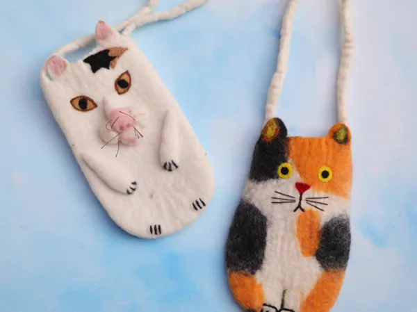 Cat Motif Phone Crossbody Bag