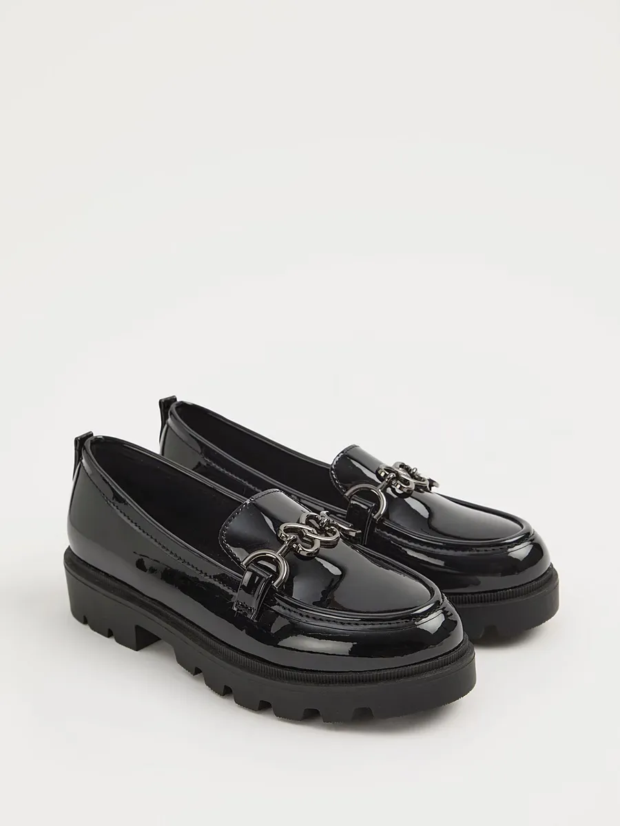 Black Heart Chain Loafers