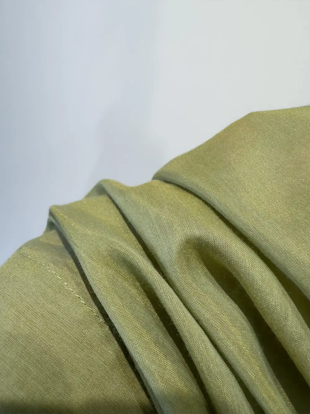 Sculptural Lightweight Scarf