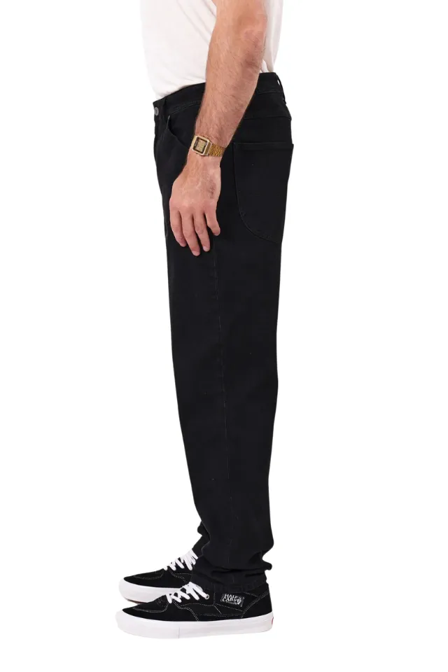 Men's Tapered Fit Sleek Finish Jeans