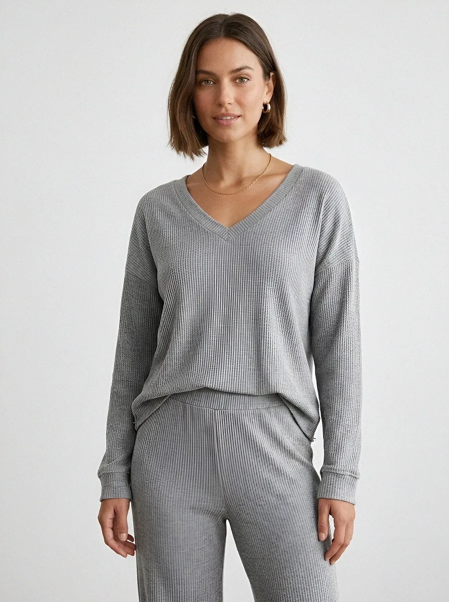 Refined Relaxed Women's V-Neck Casual Lounge Set