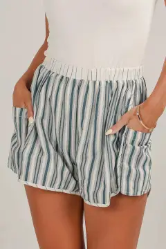 Elastic Waist Cargo Pocket Casual Shorts