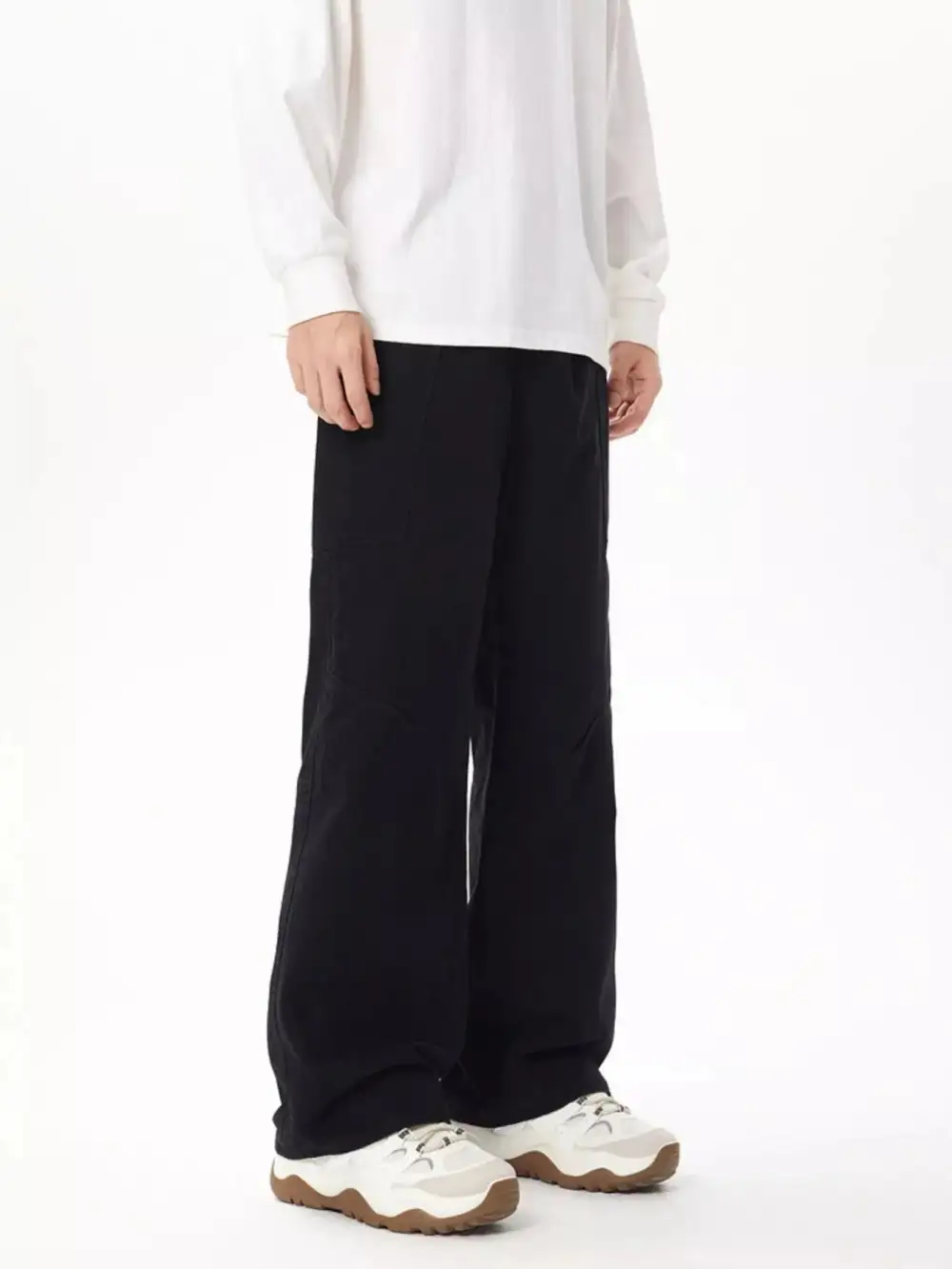 Everyday Wide Leg Cargo Jeans