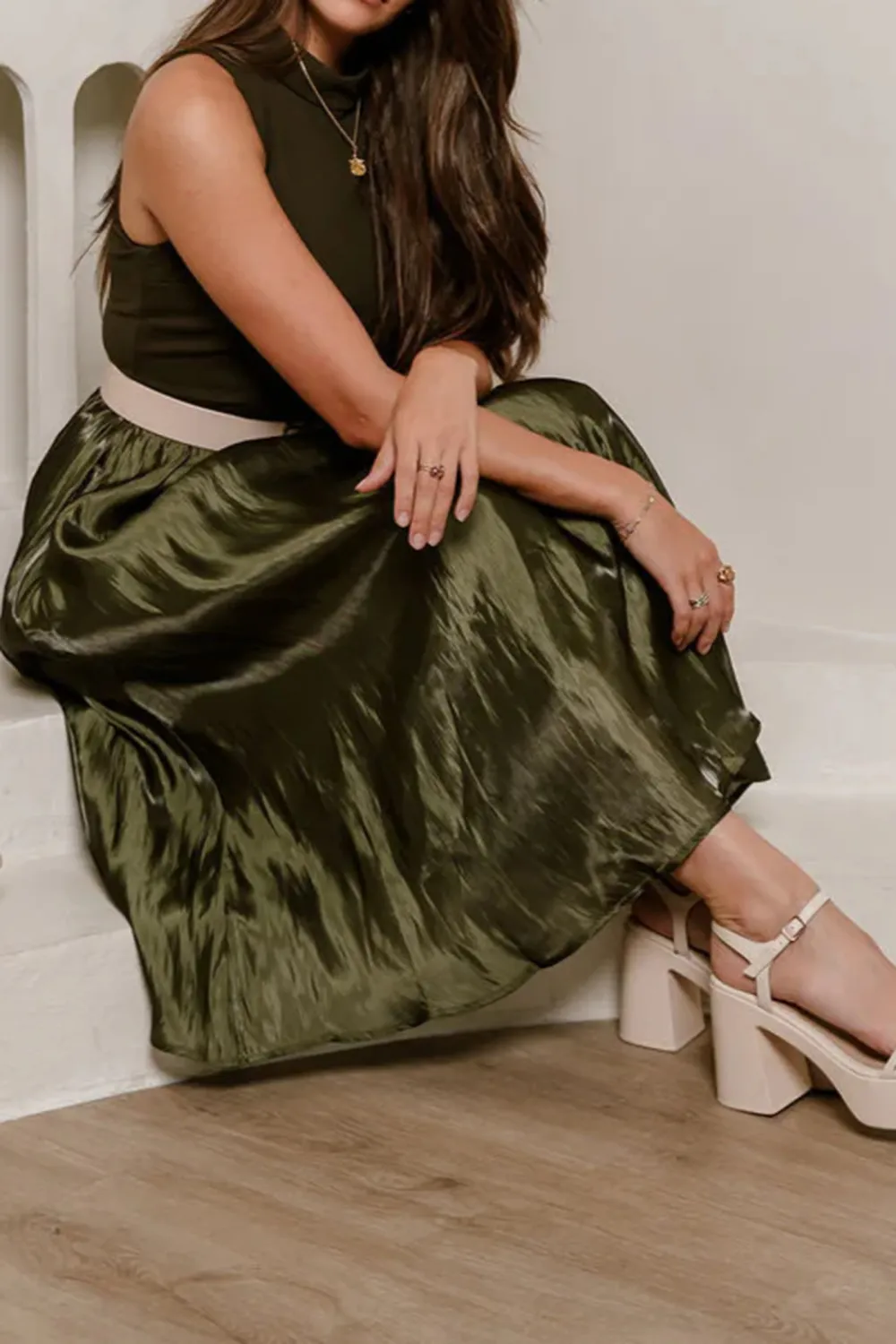 Plain Halter Neckline Maxi Dress