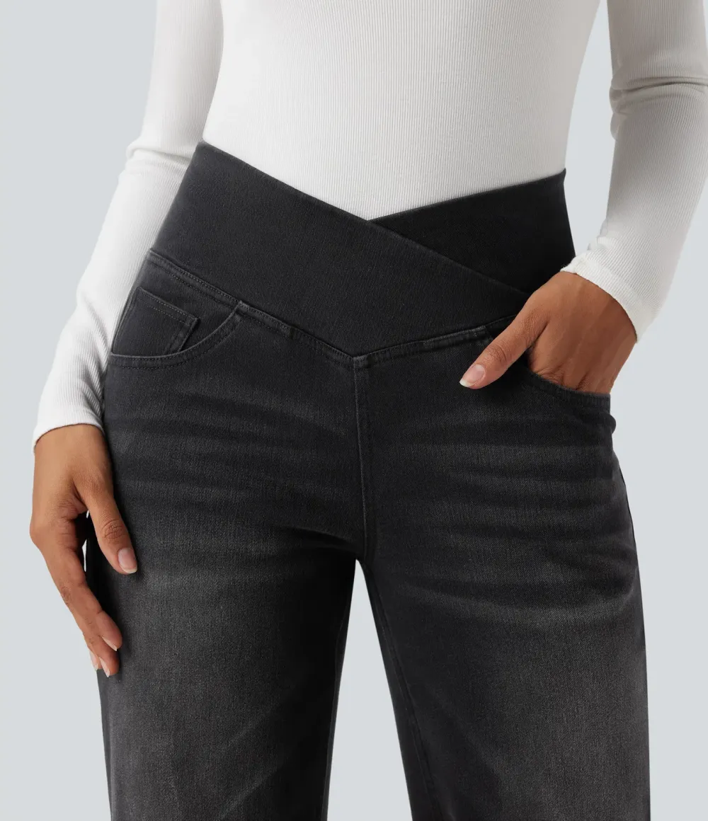 High-waisted, relaxed, crossover straight-leg jeans with  pockets