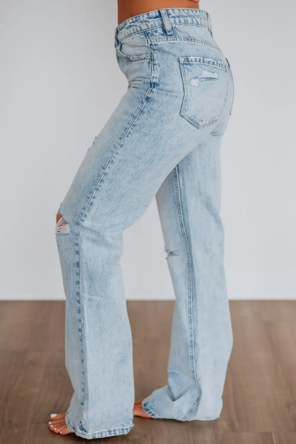 Women's High Rise Flared Leg Boyfriend Fit Jeans