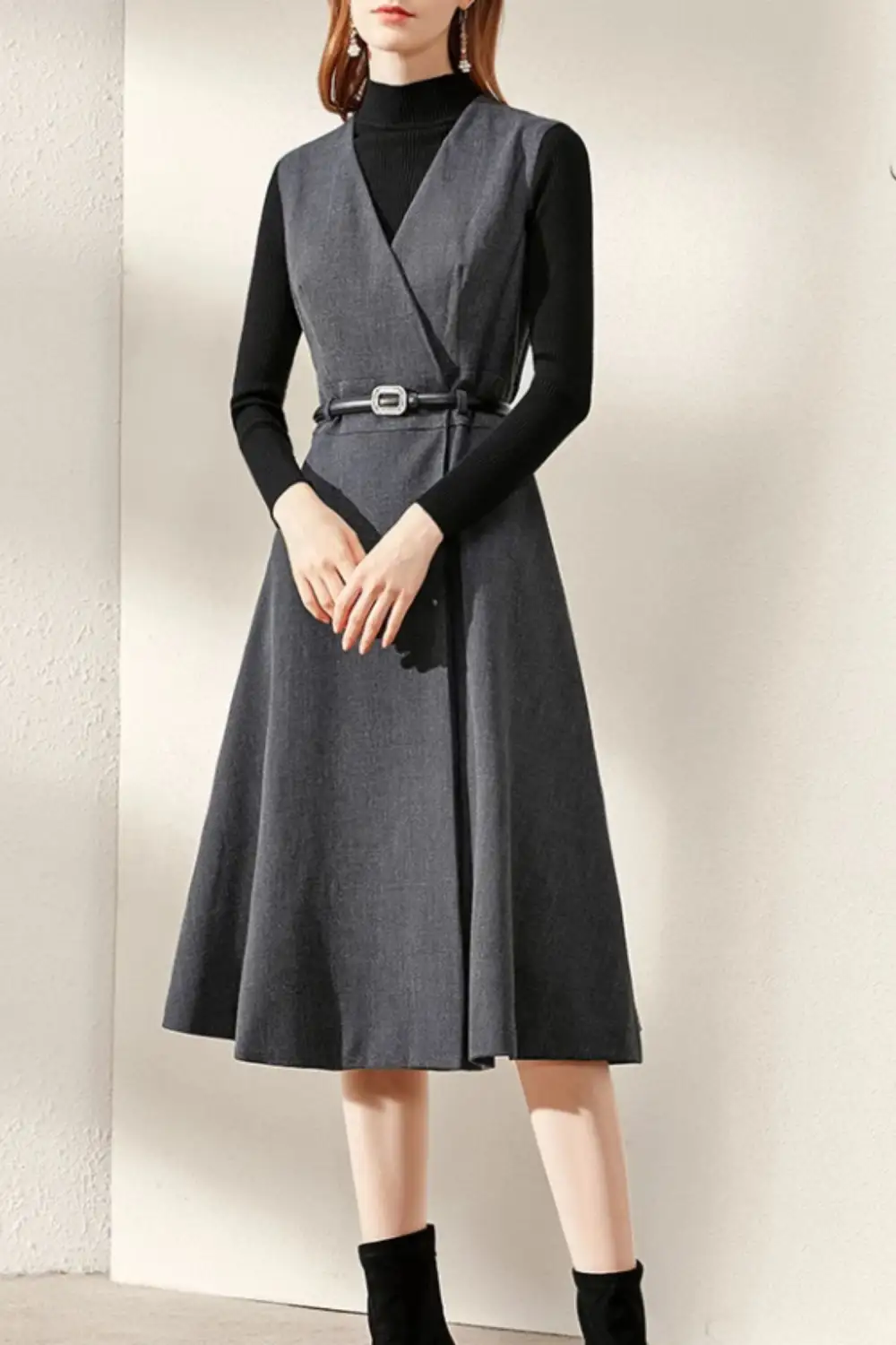 Wool Blend V Neck Sleeveless Midi Dress