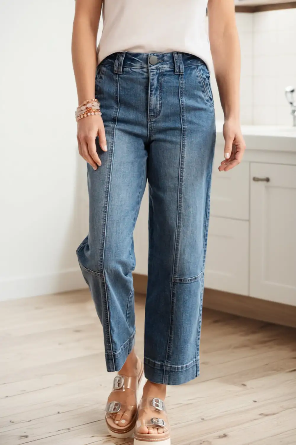 Women's Exposed Stitching Straight Jeans