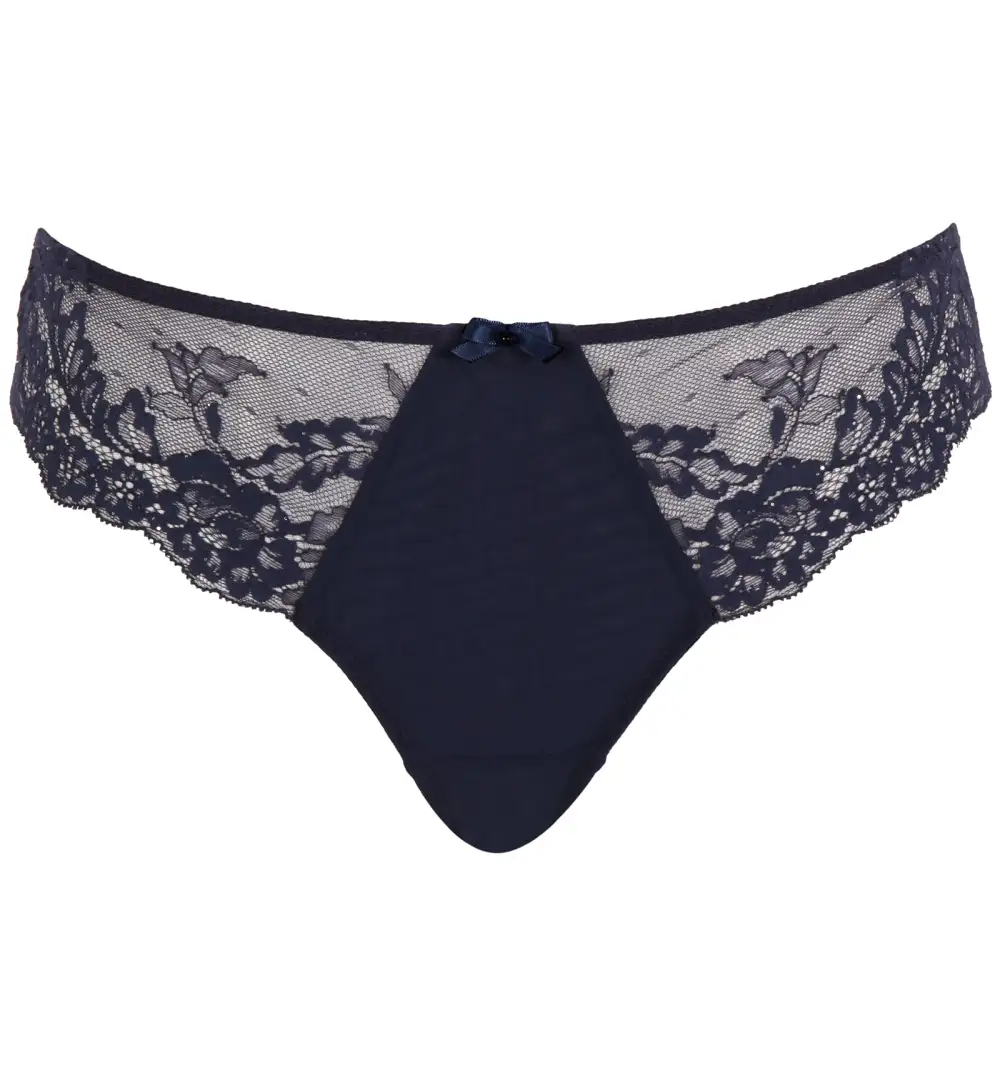 Classic Low-Rise Stretch-Lace Brazilian Thong Panty