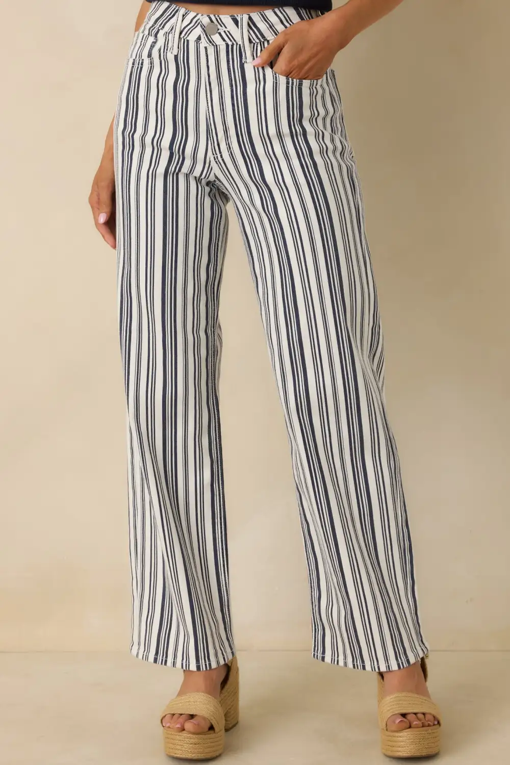 Relaxed Style Wide Leg Pants