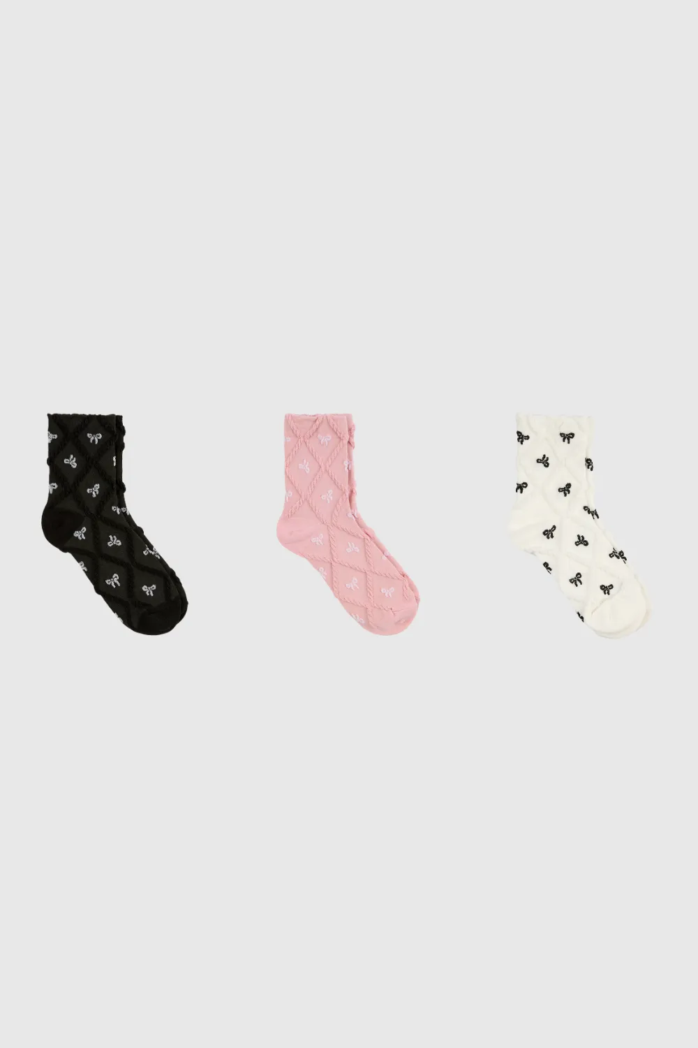 Tiny Bow Diamond Texture Socks - Three Pack