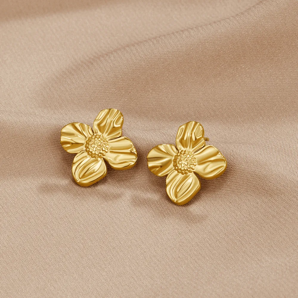 Minimal Floral Earrings