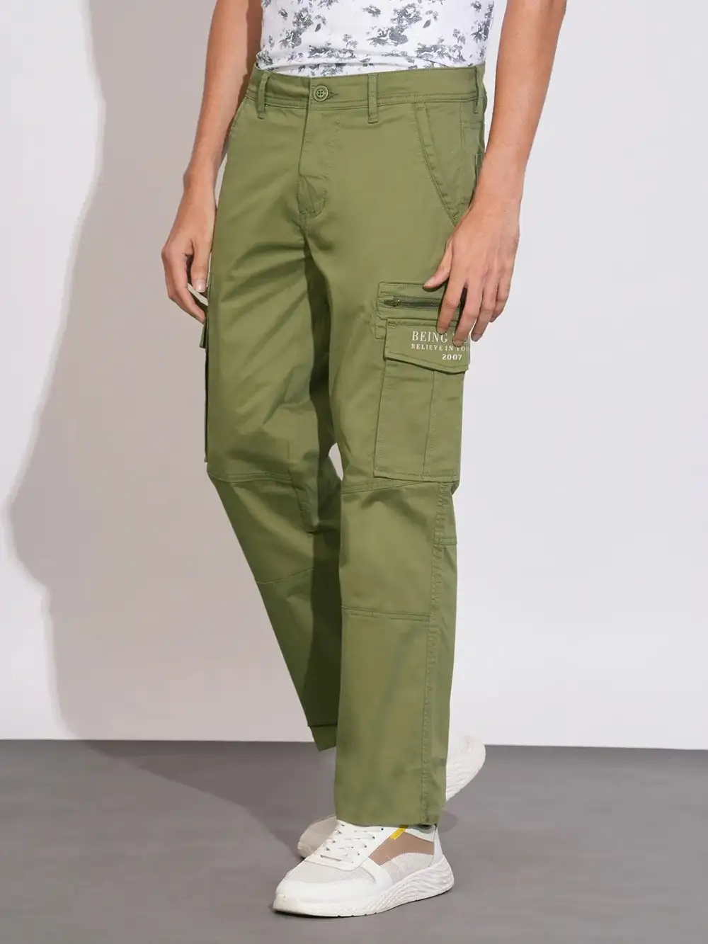 Slim-Fit Mid-Rise Cargo Trousers
