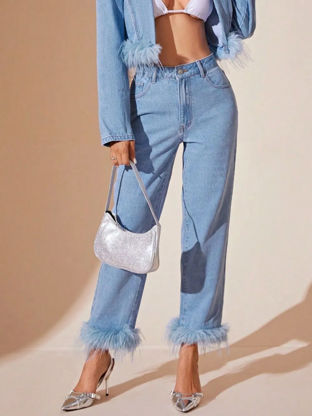Relaxed High-Rise Washed Pocketed Stretch Straight Leg Jeans