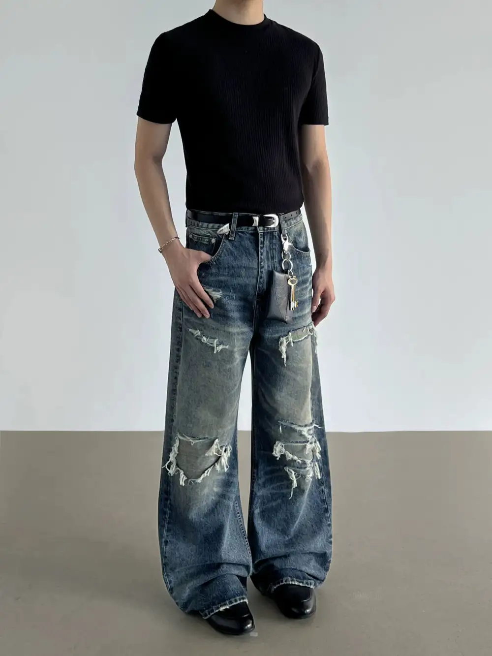 Distressed Wide-Leg Washed Jeans