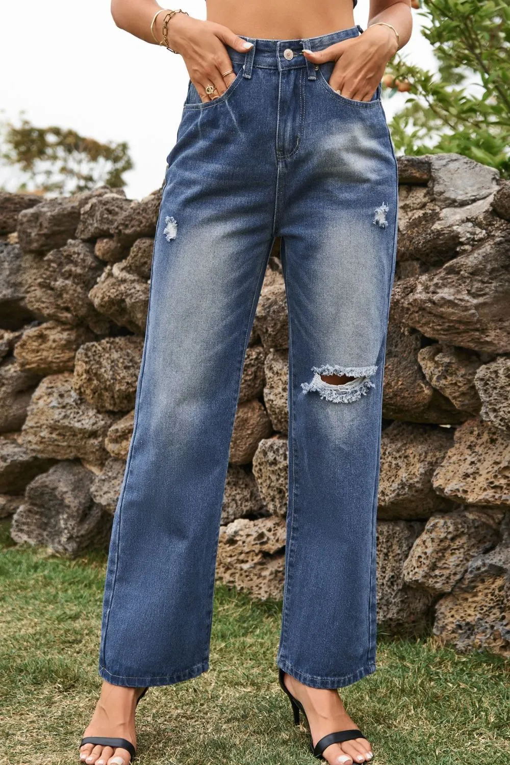 Relaxed Fit Distressed Jeans