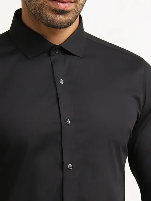 Man's Formals Black Cotton-Blend Ultra Loose Shirt