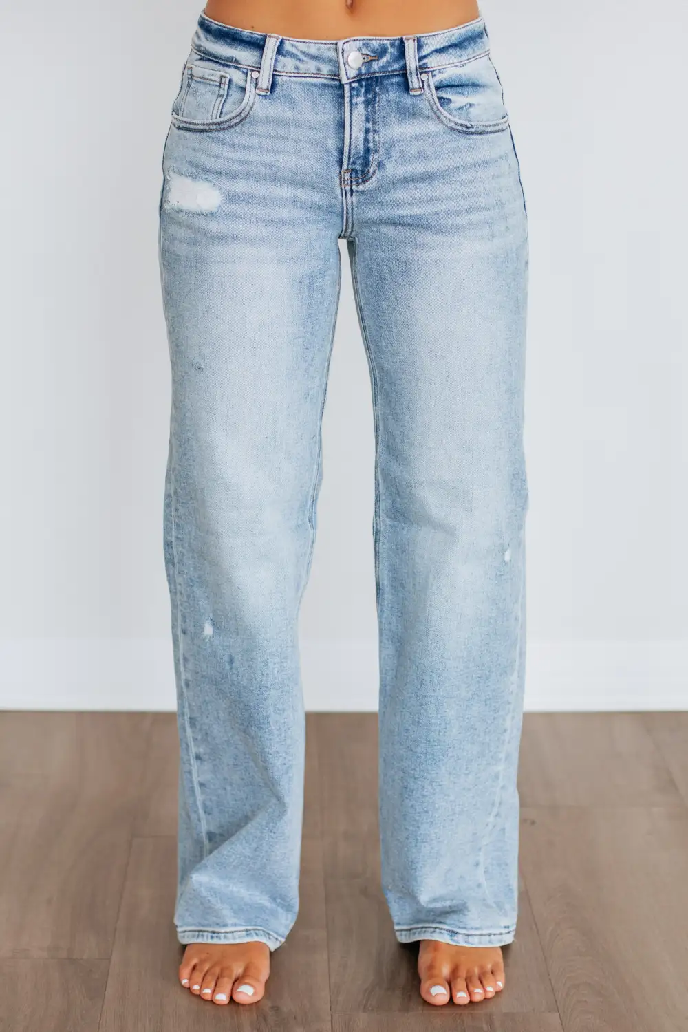 Women's Low Rise Wide Leg Distressed Jeans