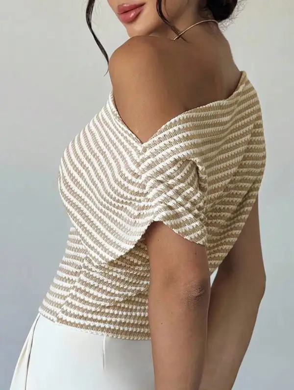 Asymmetric Shoulder Stripe Knit Tee
