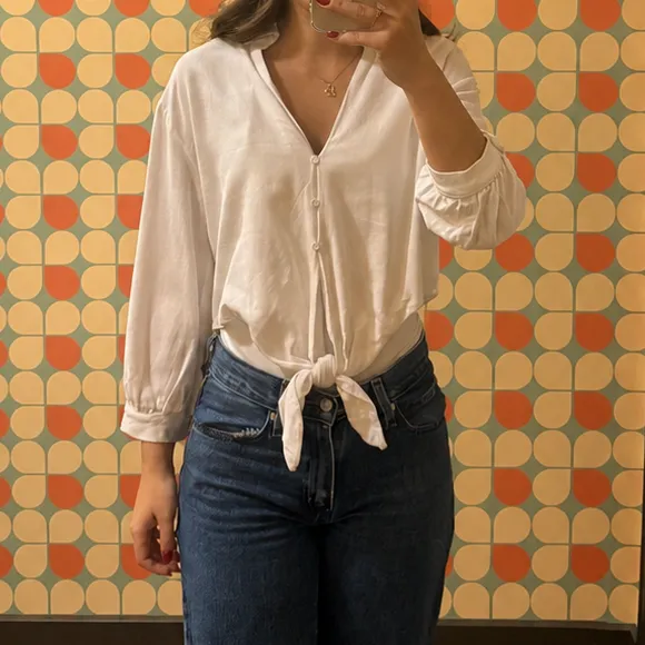 Relaxed Lightweight Blouse