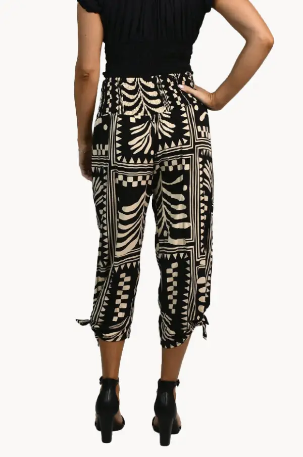 Ruched Maternity Cropped Pants