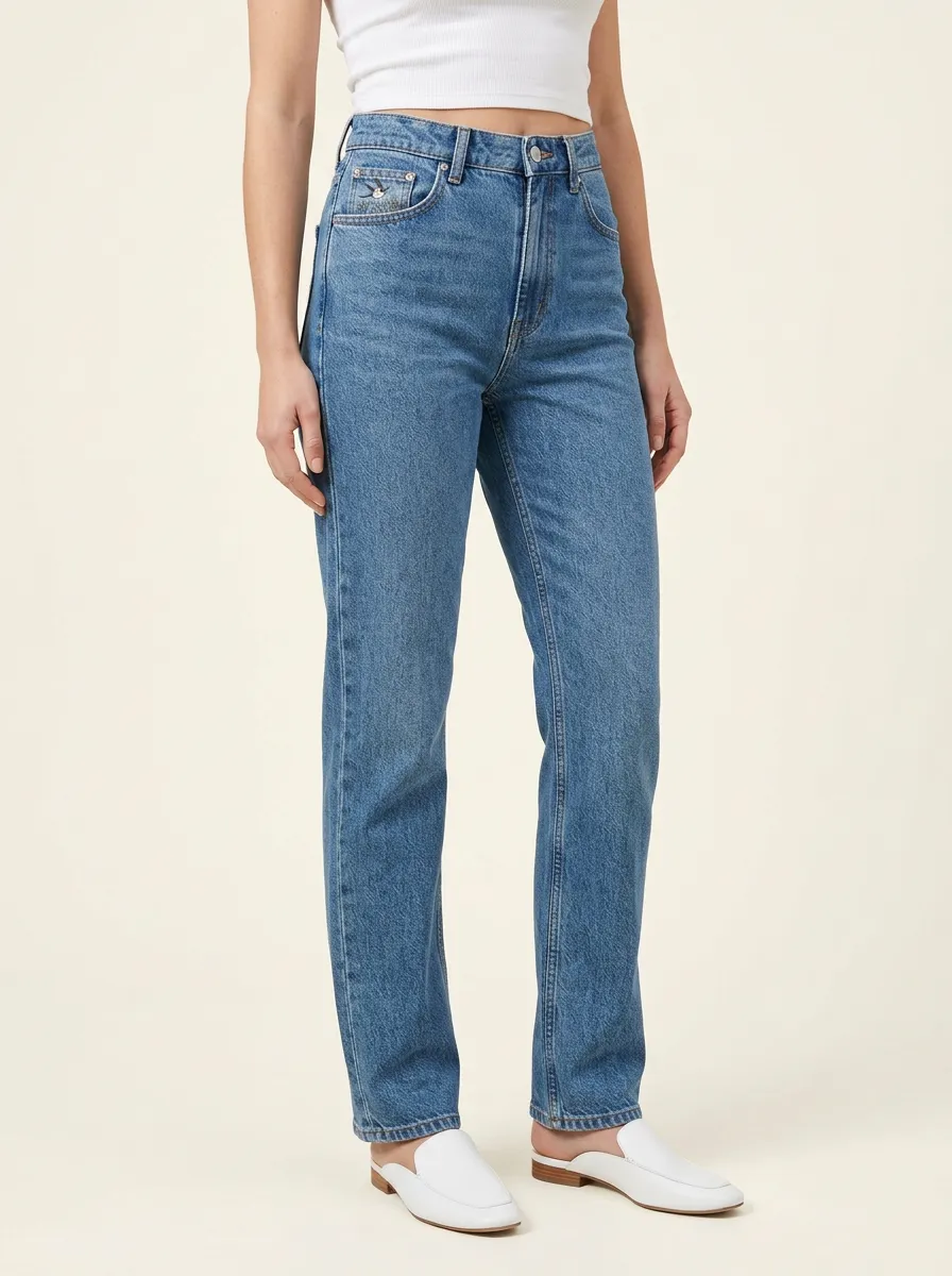 Women's Minimal Pocket Embroidered Faded High-Rise Straight-Leg Jeans