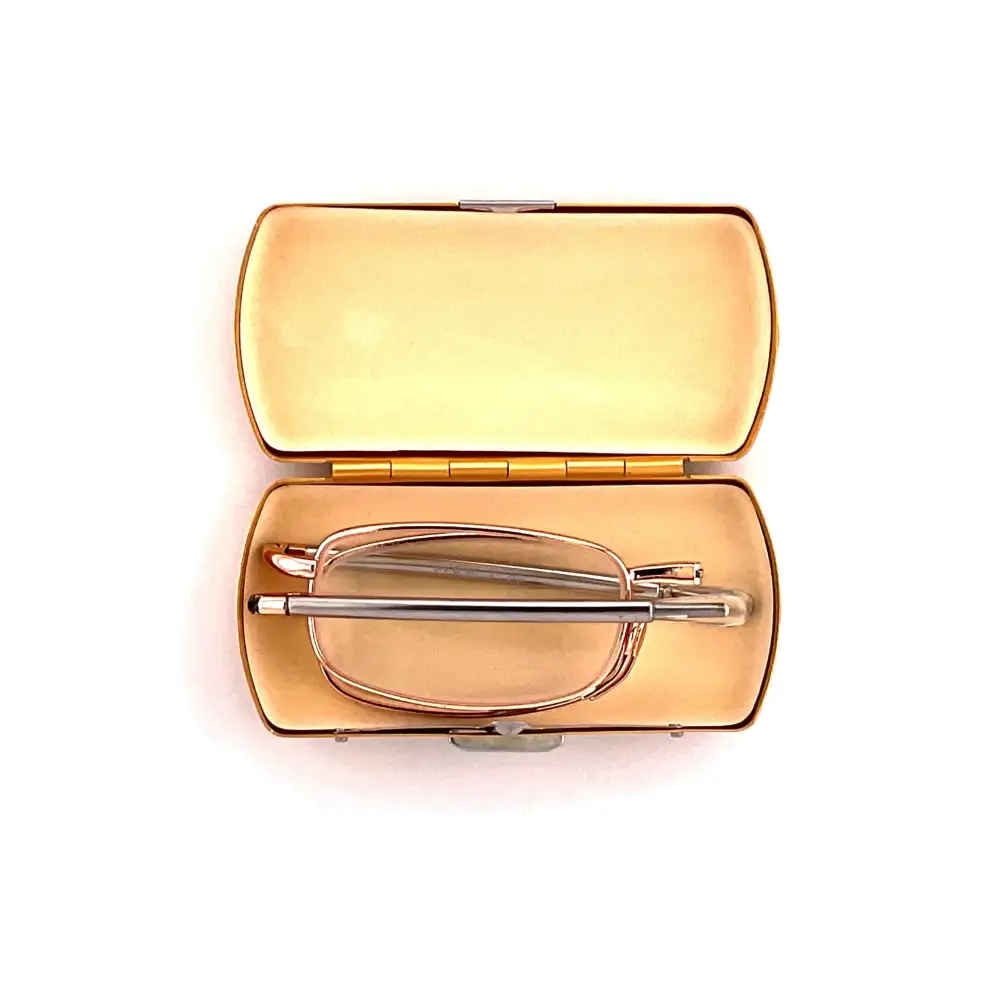 Spring-Hinge Reading Glasses