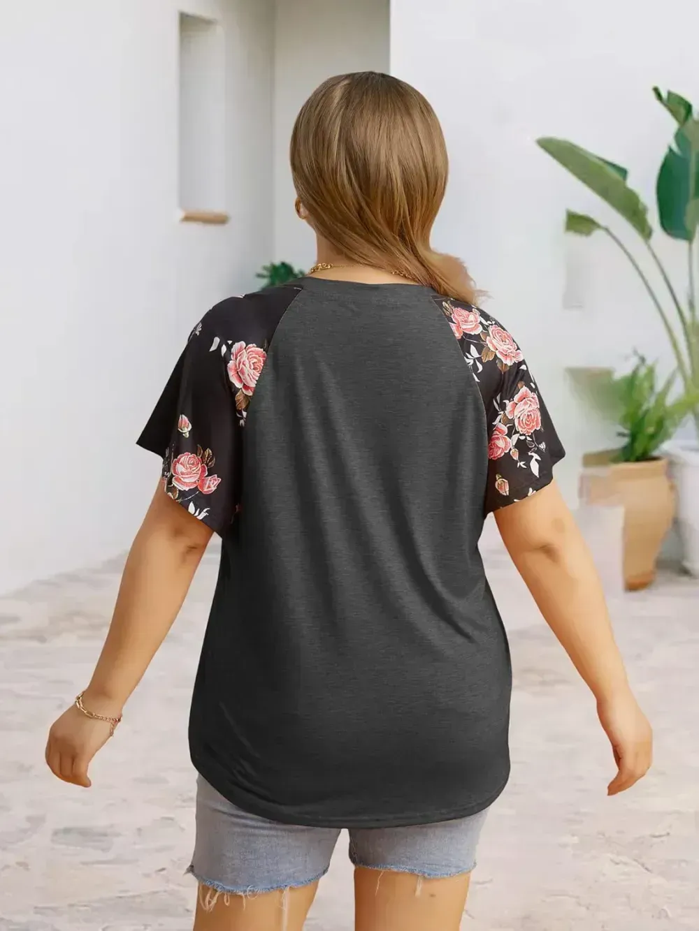 HDLTE Womens Plus Size Tops Floral Bell Sleeves Blouses Summer Crewneck Tunic Loose Casual T Shirts