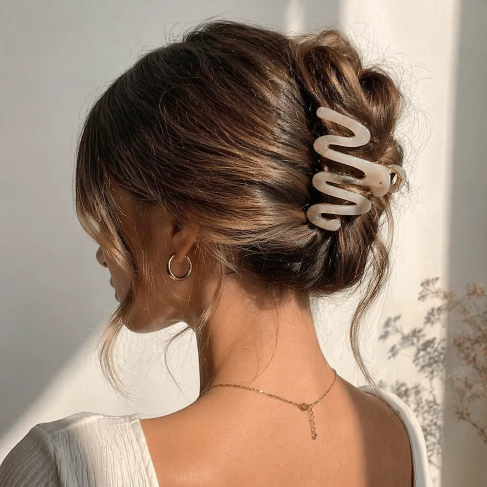 Iridescent Wavy Hair Clip