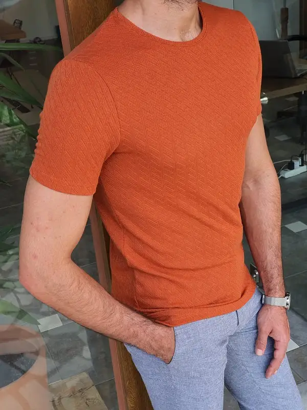 Round Neck Slim Fit T-Shirt