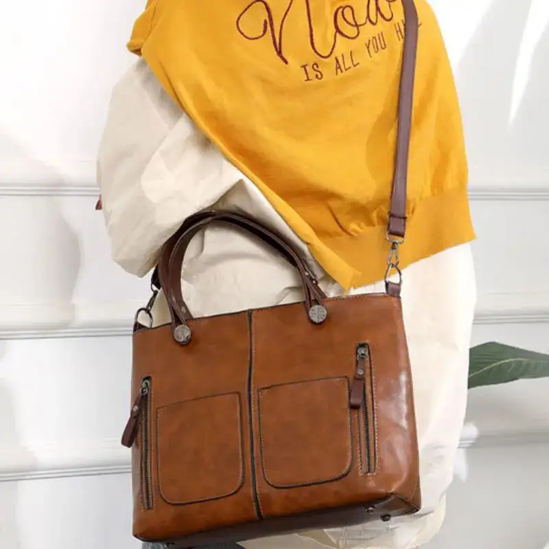 Smooth Shoulder Bag