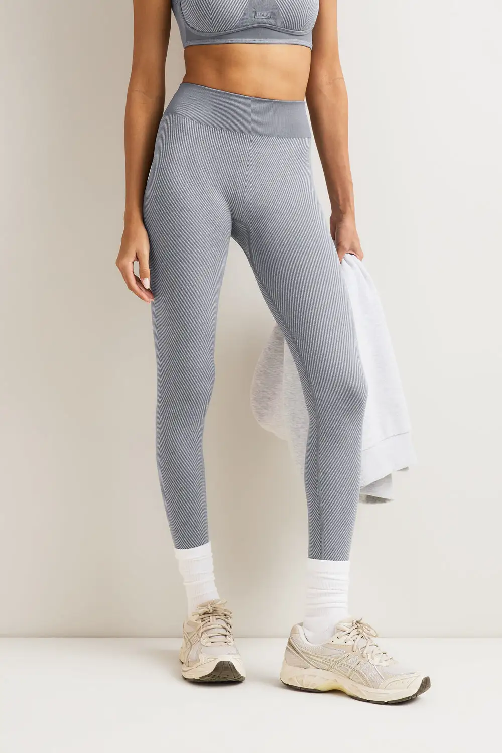 Performance Inspired Ribbed Seamless Leggings