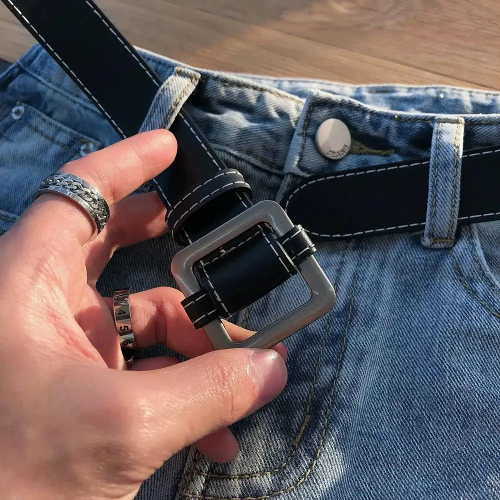 Matte Buckle PU Leather Belt