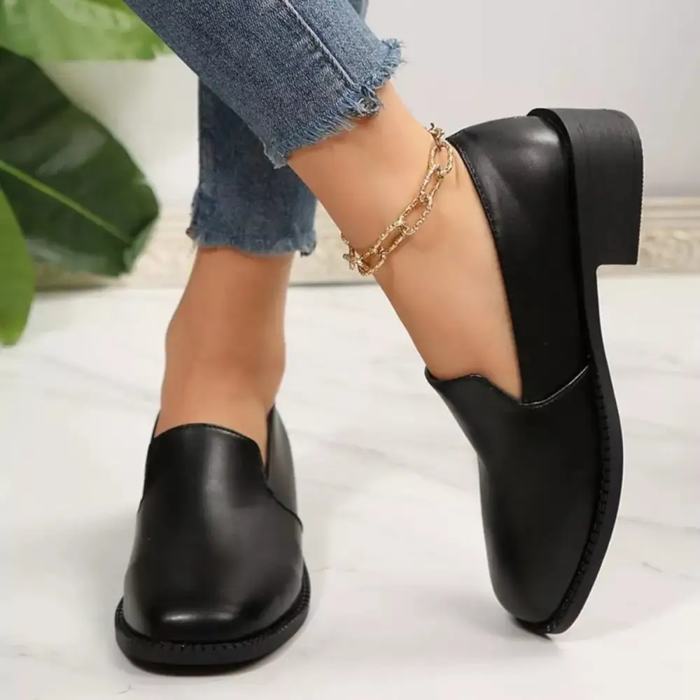 Textured Round Toe Block Heel Loafers