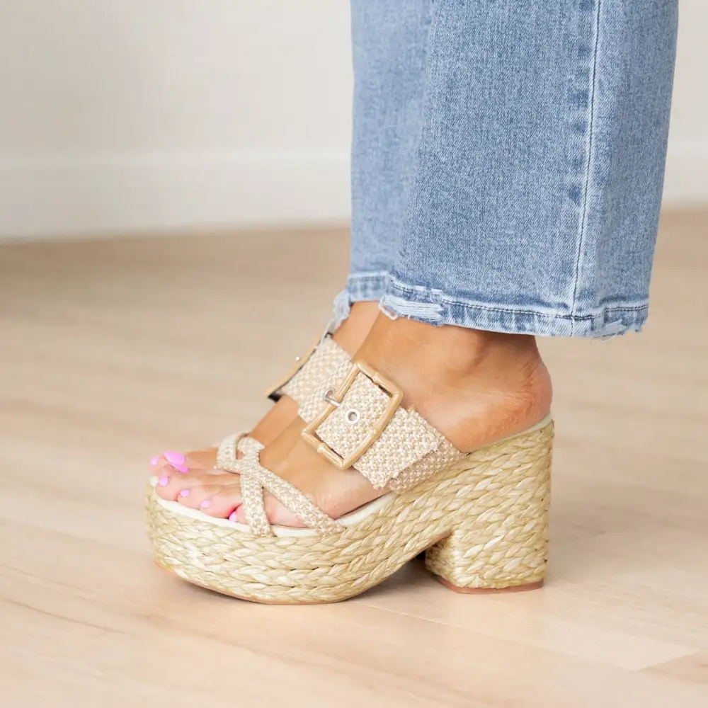 Graceful Feature Heeled Sandals