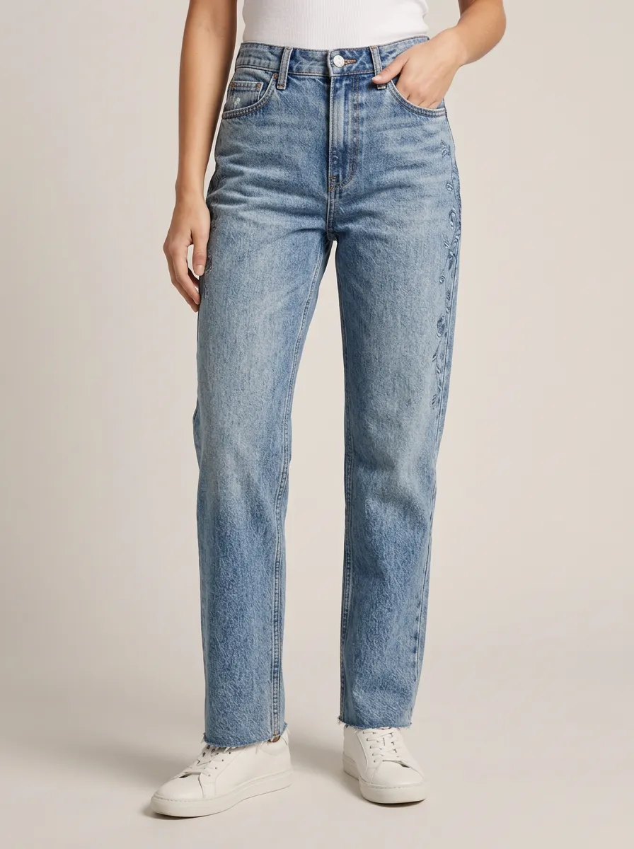 Streamlined Straight Leg Relaxed Denim Jeans