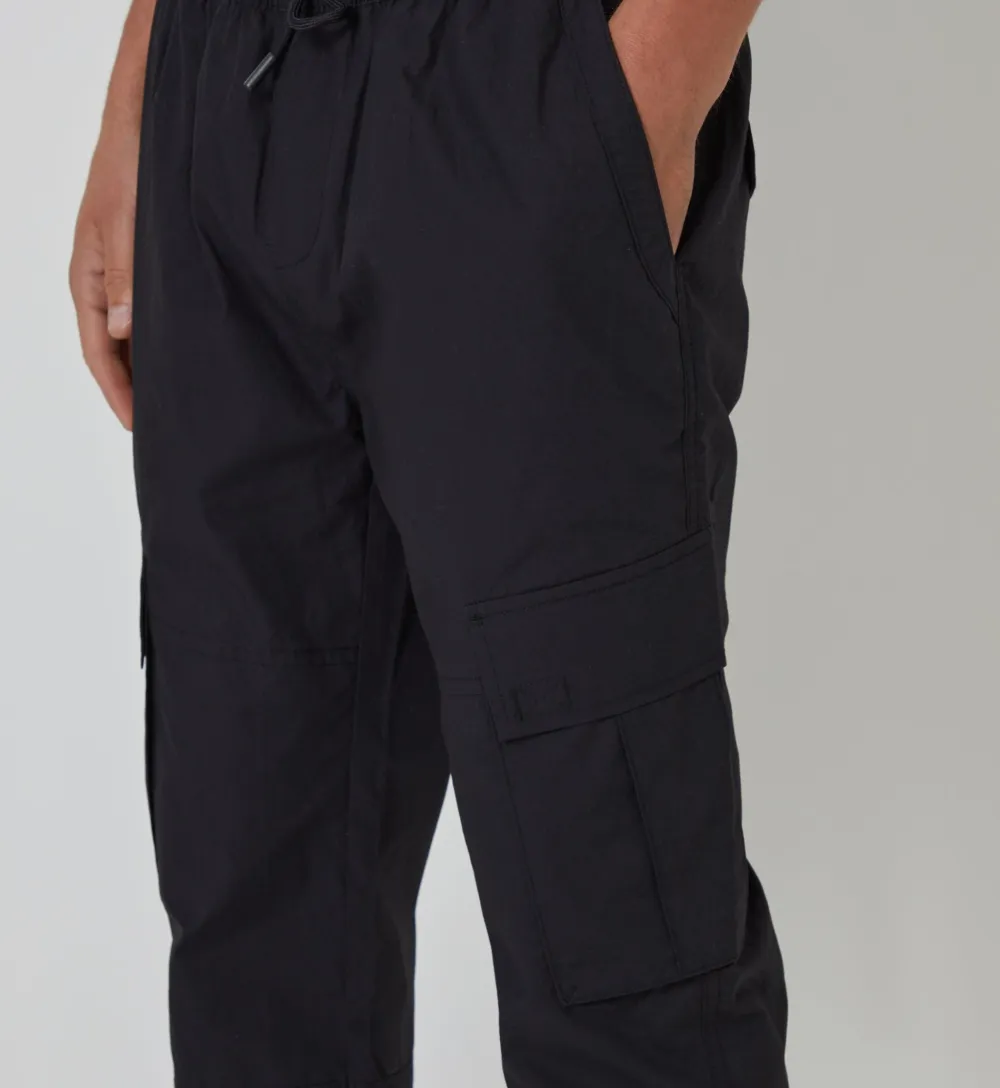 Men's Black Elastic-Waist Cargo Pants