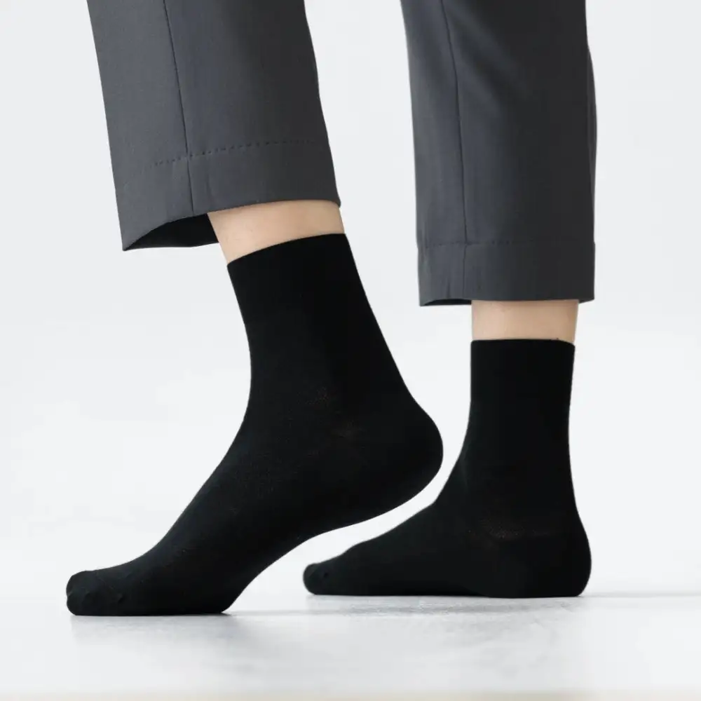 Cotton Mesh Knit Crew Socks