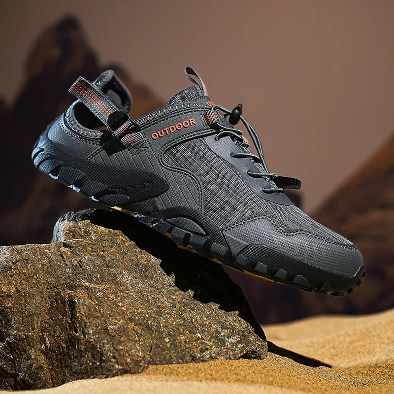 Men's Wide Fit Trail Shoes